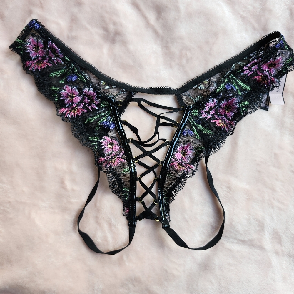 VS crotchless panty